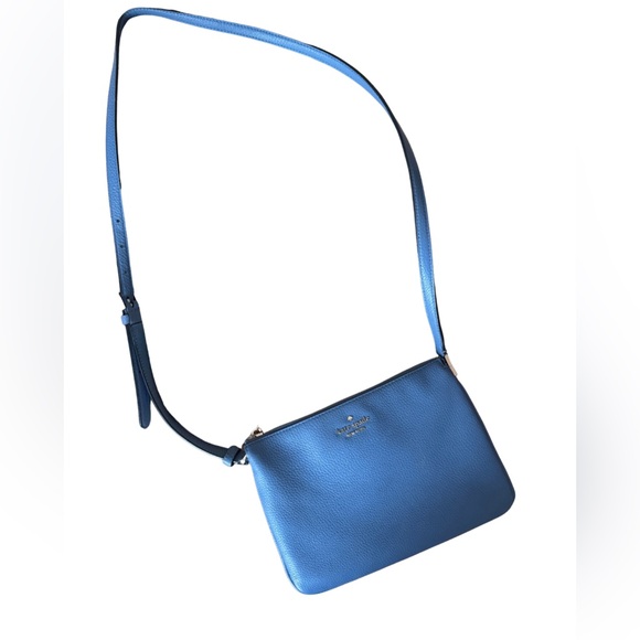 kate spade Handbags - Kate Spade Vibrant Blue Crossbody Bag